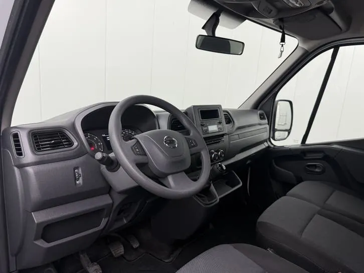 Renault Master 2024 photo 3