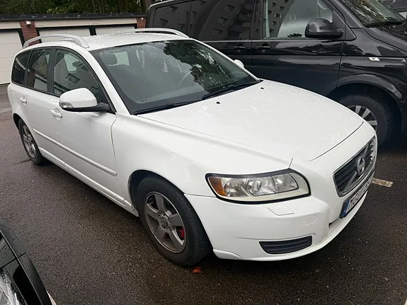 Volvo V50 2012 photo 4