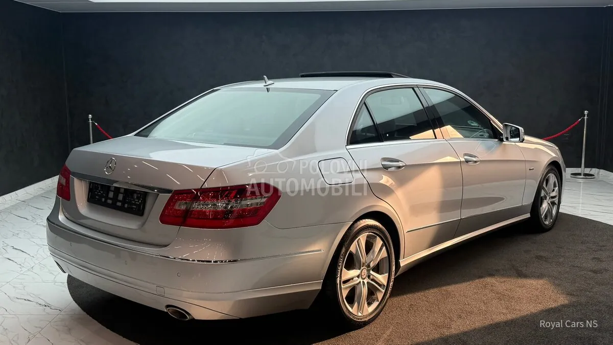 Mercedes-Benz E-Class 2010 photo 5
