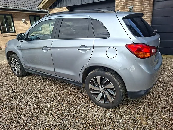 Mitsubishi Asx 2015 photo 2