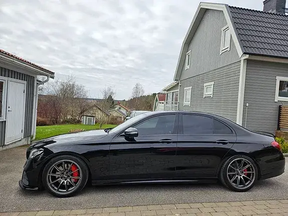 Mercedes-Benz E 220 D 2017 photo 2