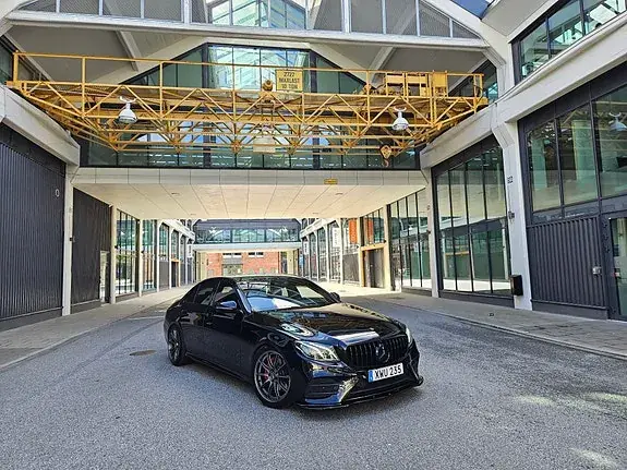 Mercedes-Benz E 220 D