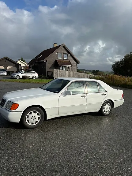 Mercedes-Benz 400 Se 1992 photo 3