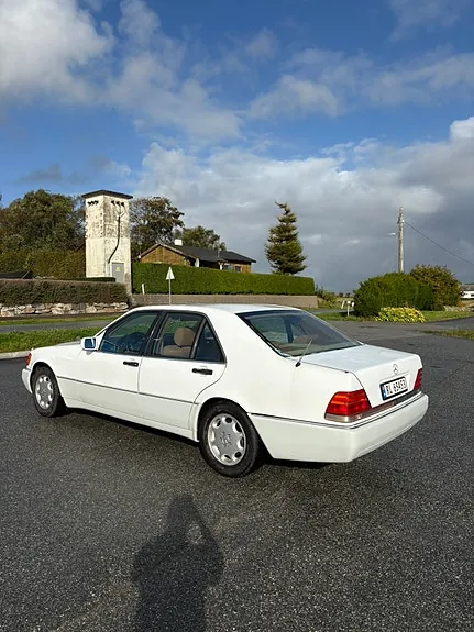 Mercedes-Benz 400 Se 1992 photo 4