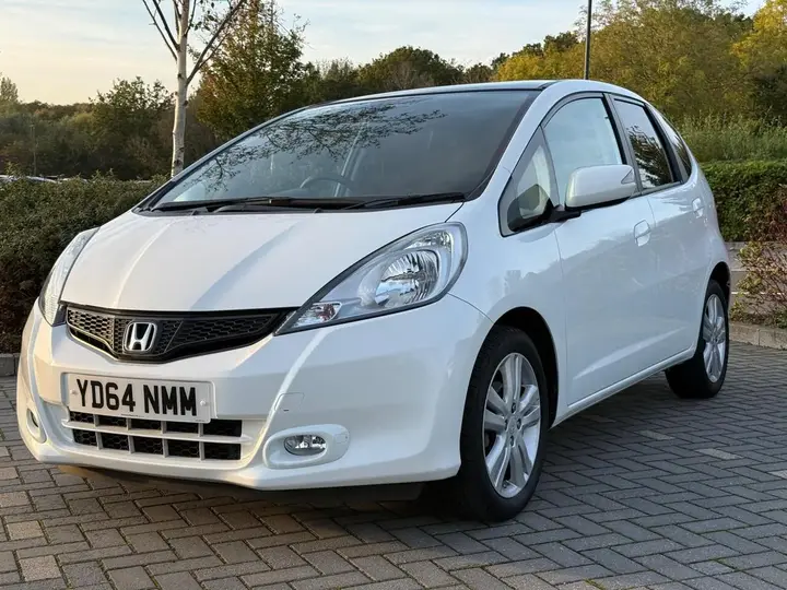 Honda Jazz 2014 photo 3