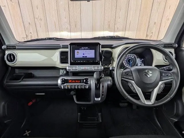 Suzuki Crossby 2024 photo 2