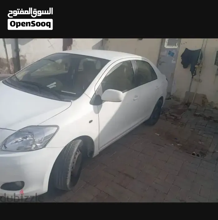 Toyota Yaris 2012 photo 4