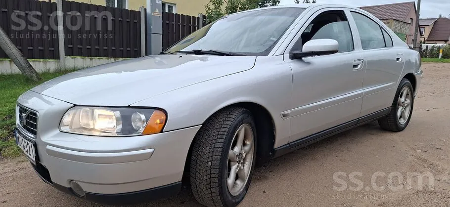 Volvo S60