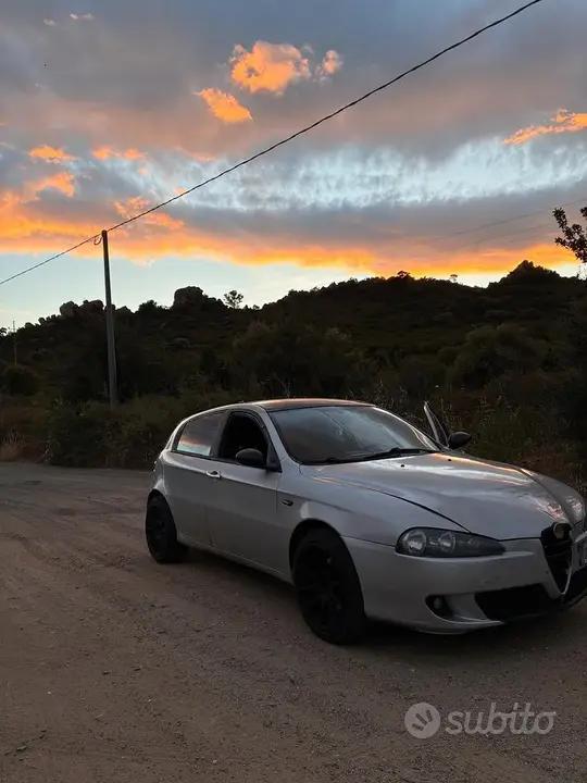 Alfa Romeo 147 2007 photo 3