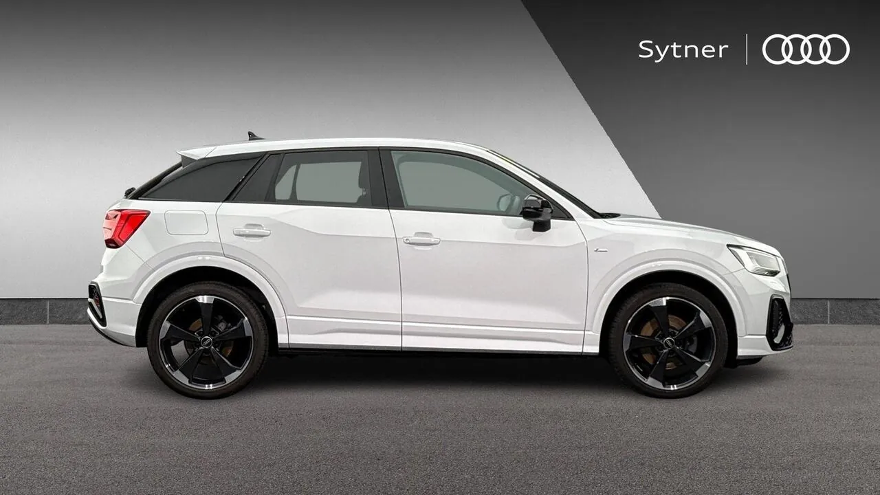 Audi Q2 2023 photo 4