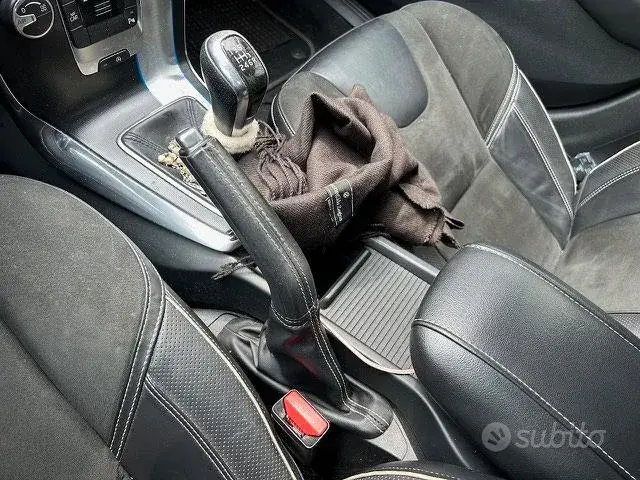 Volvo V40 2016 photo 5