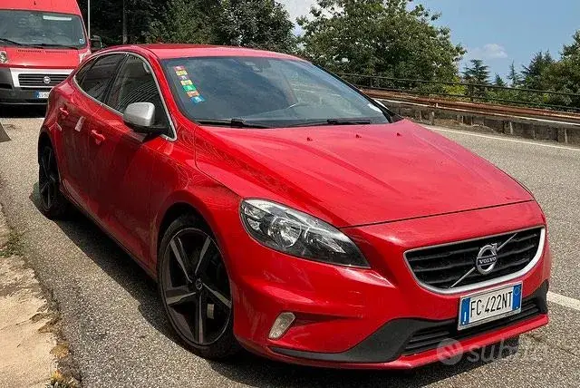 Volvo V40 2016 photo 3