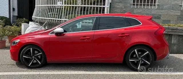 Volvo V40 2016 photo 2