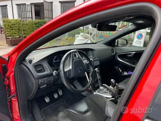 Volvo V40 2016 photo 4