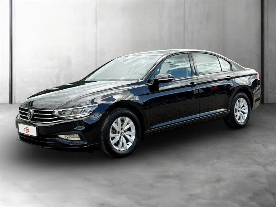 Volkswagen Passat 2020 photo 2