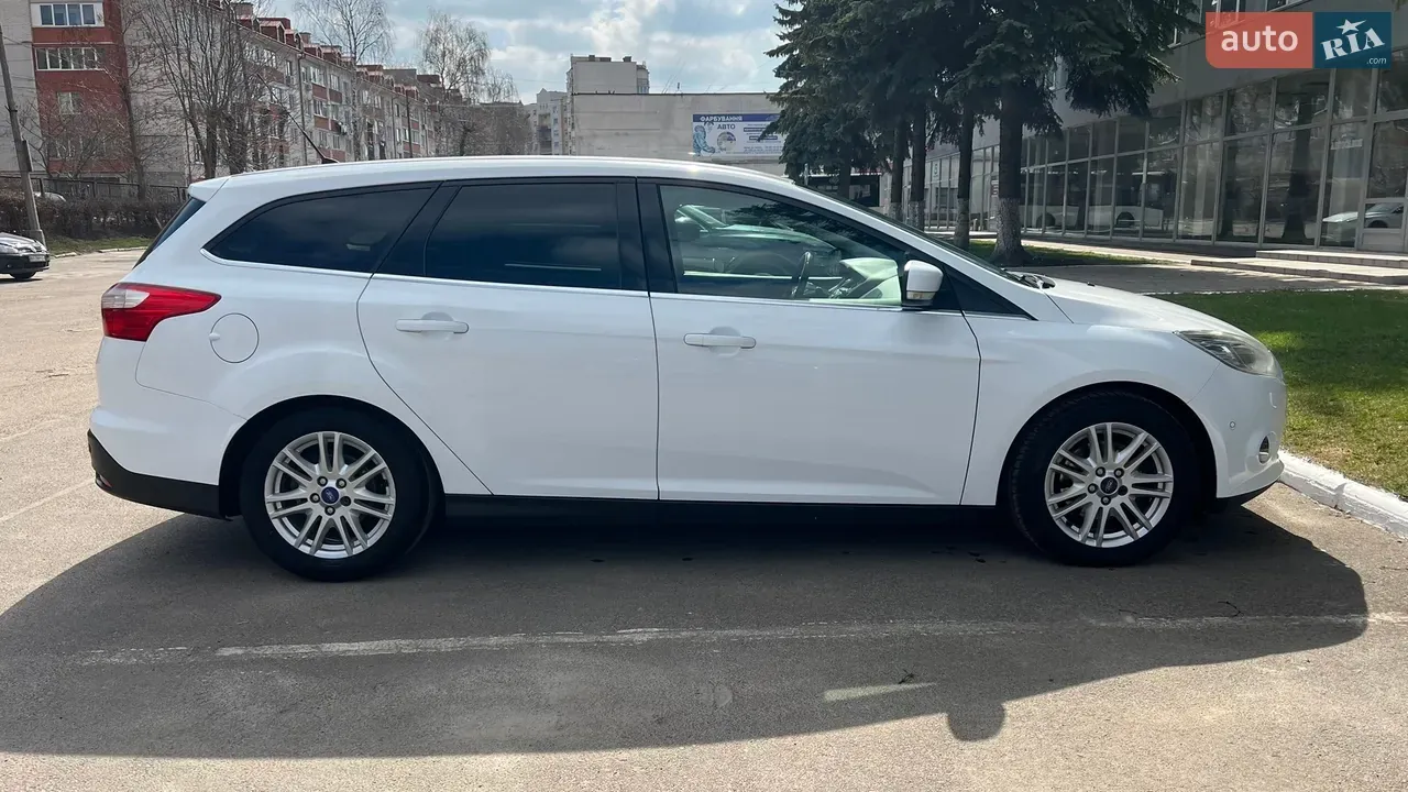 Ford Focus 2012 photo 4