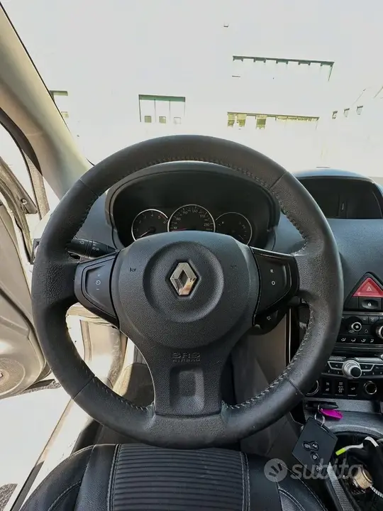 Renault Koleos 2011 photo 4