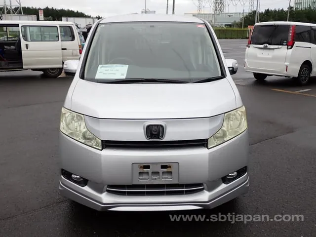 Honda Stepwagon 2011 photo 5