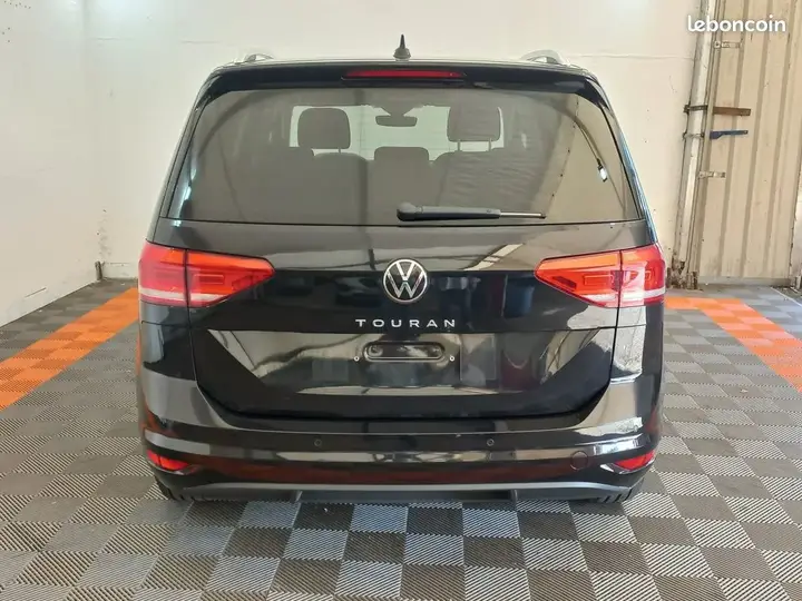 Volkswagen Touran 2024 photo 4