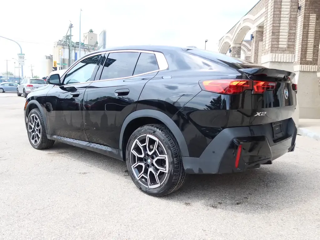 BMW X2 2025 photo 2