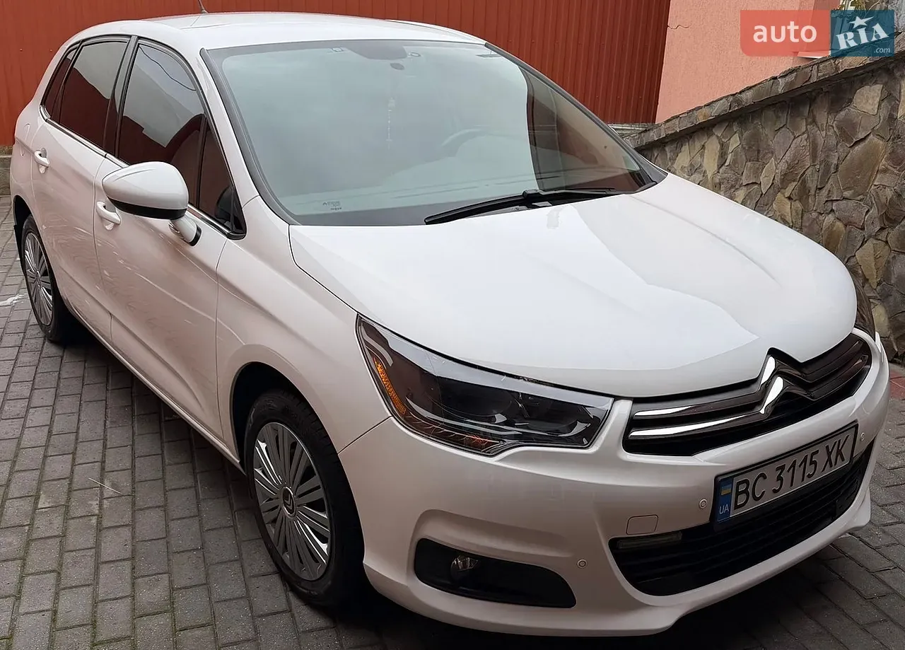 Citroen C4 2012 photo 2