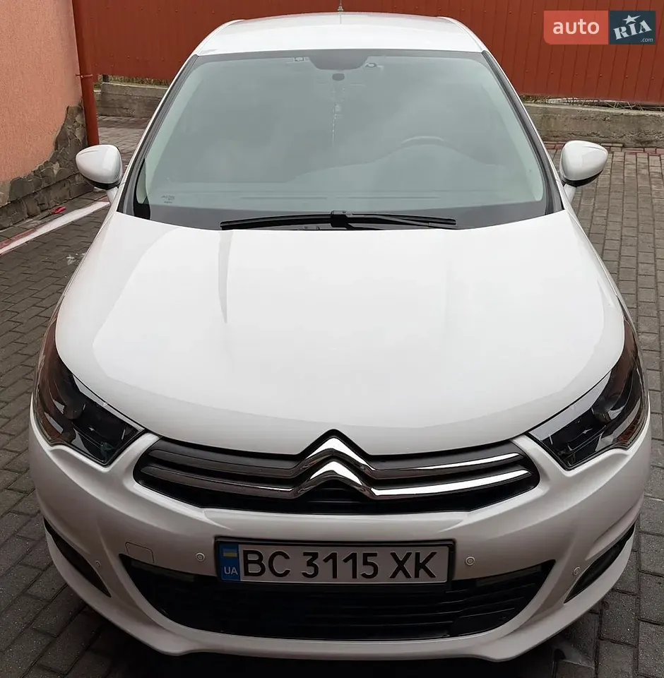 Citroen C4 2012 photo 4