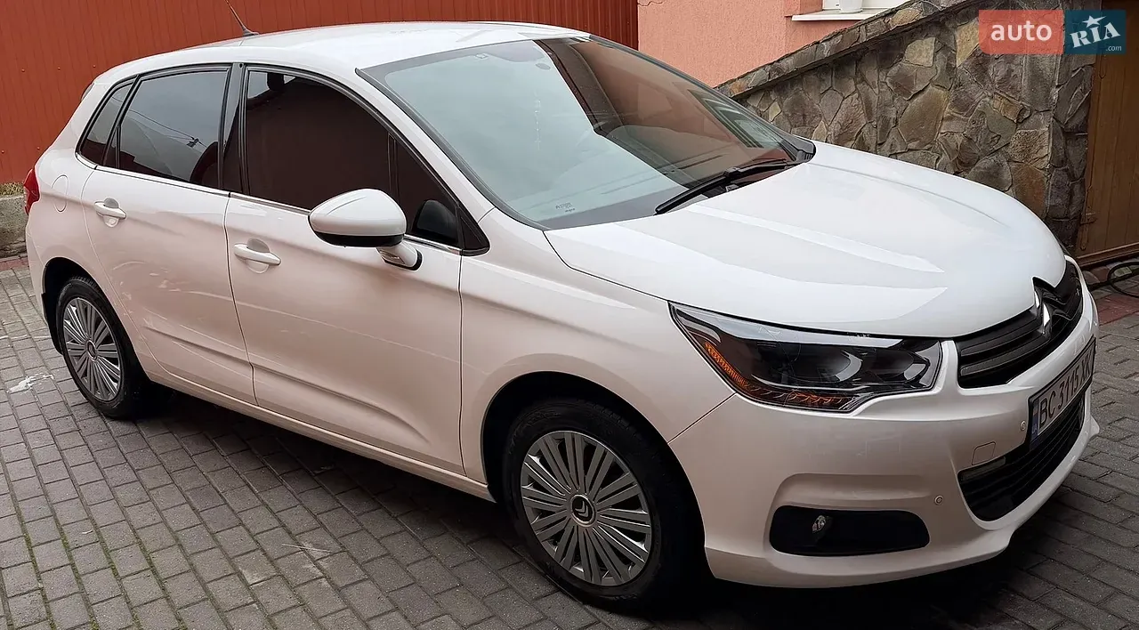 Citroen C4 2012 photo 5