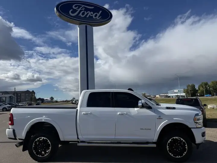Ram 3500 2022 photo 3