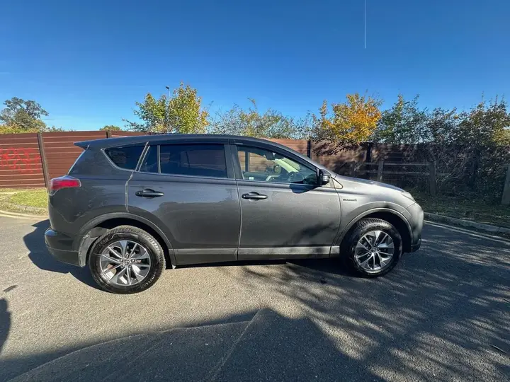 Toyota Rav4 2016 photo 4