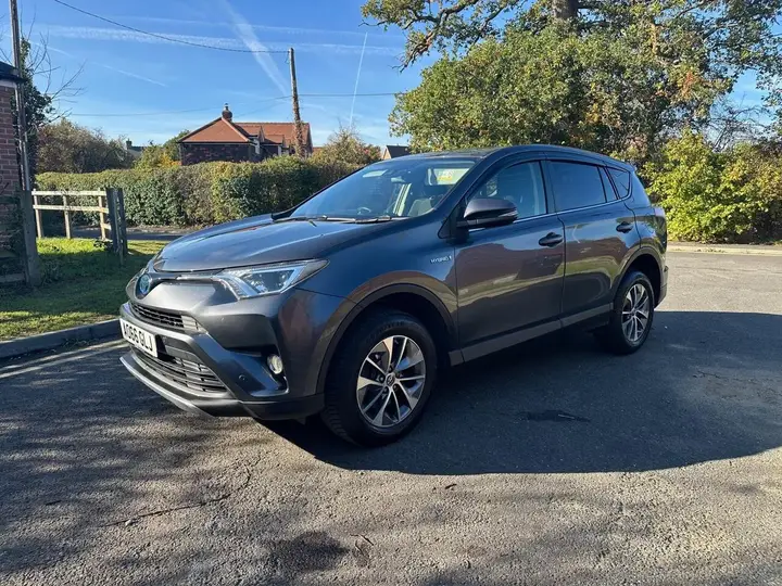Toyota Rav4 2016 photo 2
