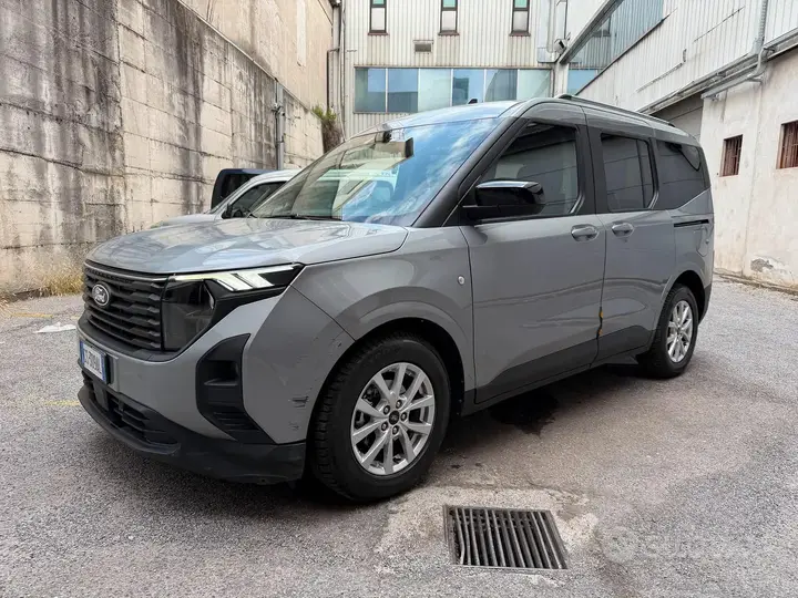 Ford Tourneo Courier 2024 photo 4
