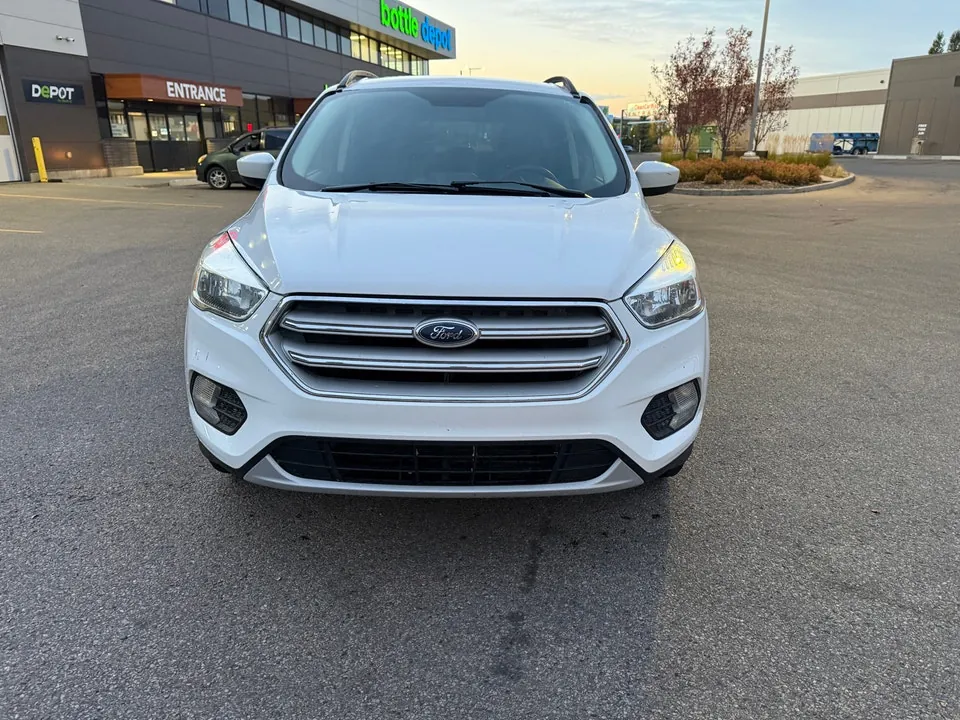 Ford Escape 2018 photo 3
