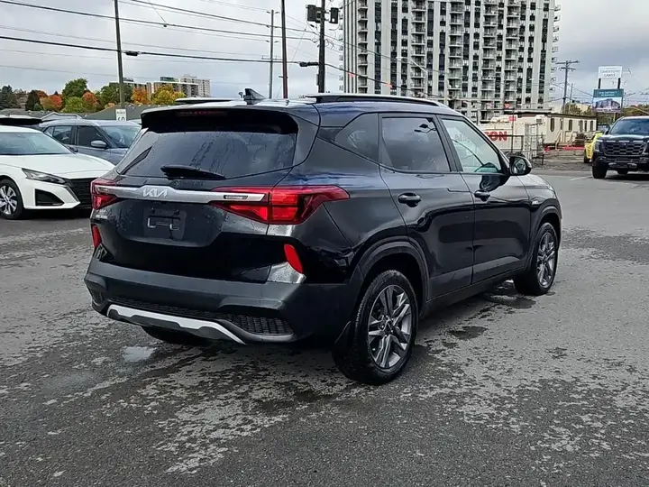 Kia Seltos 2023 photo 4