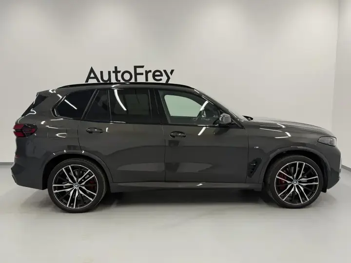BMW X5 2023 photo 3