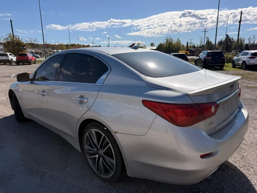 Infiniti Q50 2015 photo 4