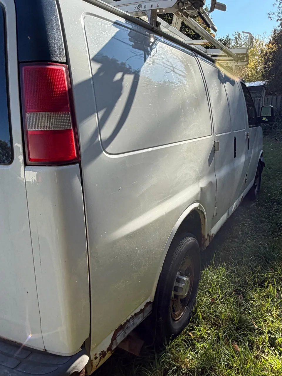 Chevrolet Express 2012 photo 3