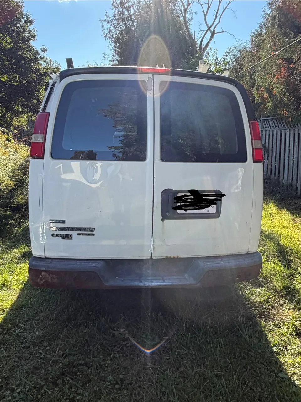 Chevrolet Express 2012 photo 2