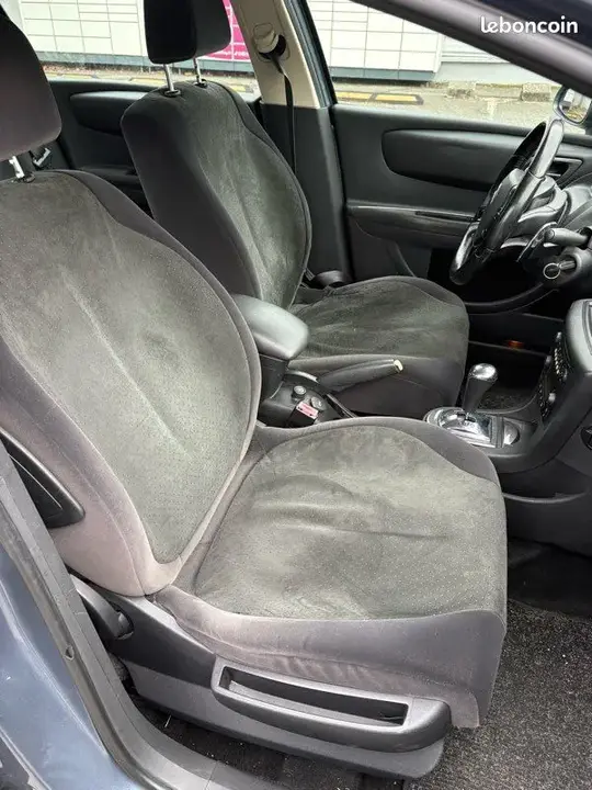 Citroen C4 2007 photo 3
