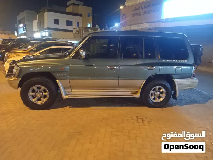 Mitsubishi Pajero 1998 photo 3