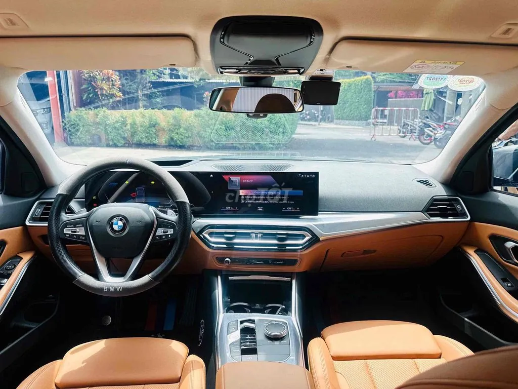 BMW 3 Series 2024 photo 3