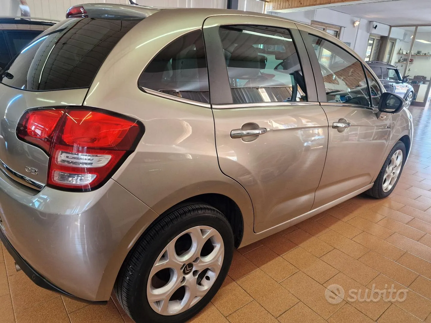 Citroen C3 2010 photo 4