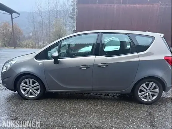 Opel Meriva 2011 photo 2