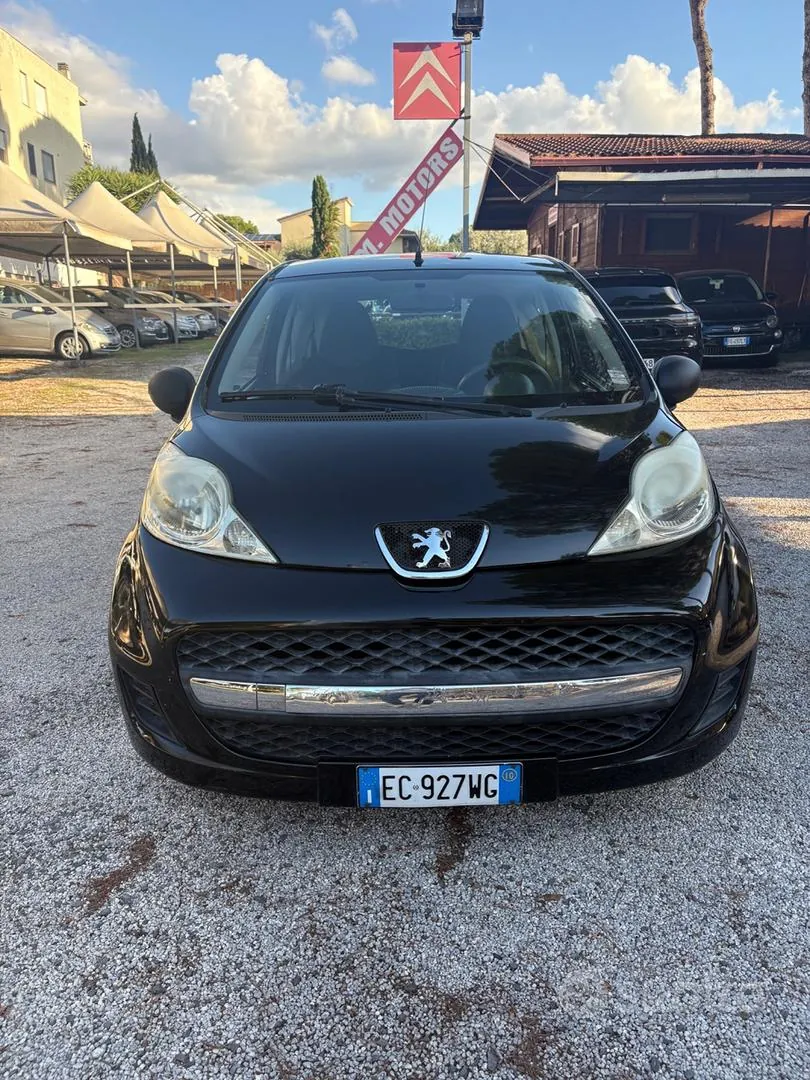 Peugeot 107 2010 photo 2