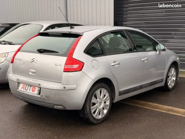 Citroen C4 2007 photo 4