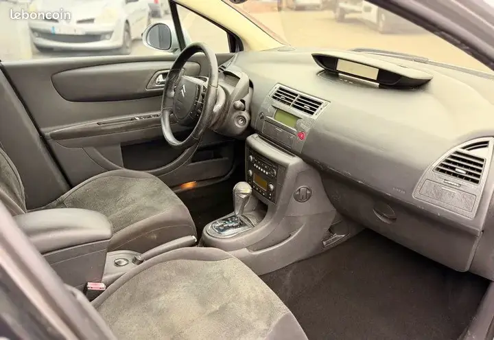 Citroen C4 2007 photo 5