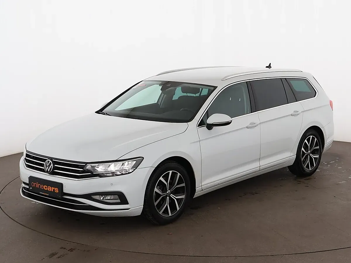 Volkswagen Passat 2023 photo 2