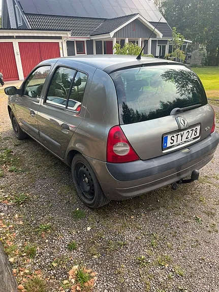 Renault Clio 2002 photo 3