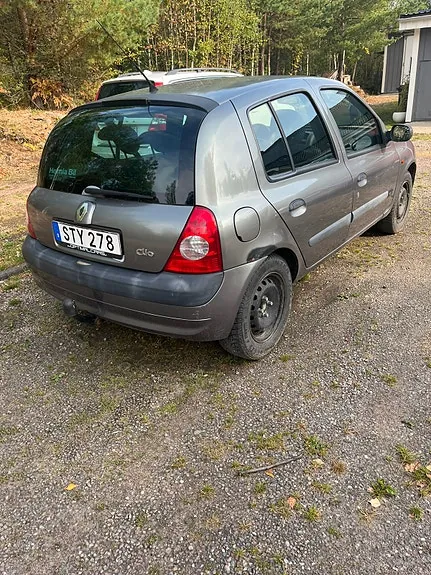 Renault Clio 2002 photo 4