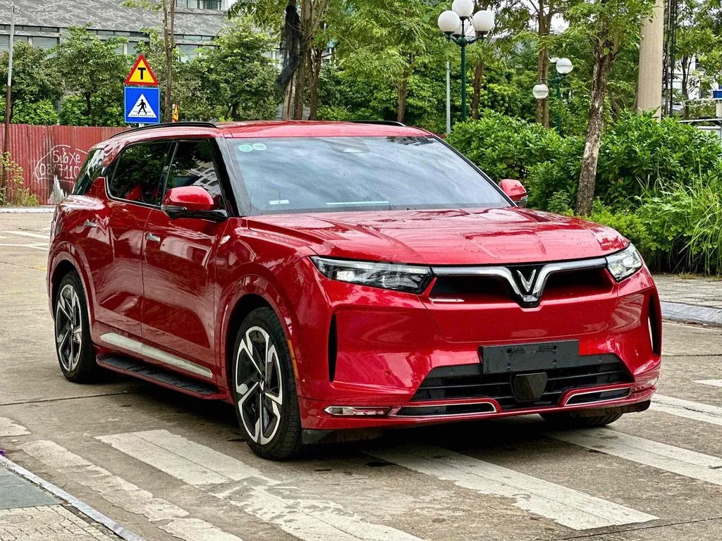 Vinfast Vf9