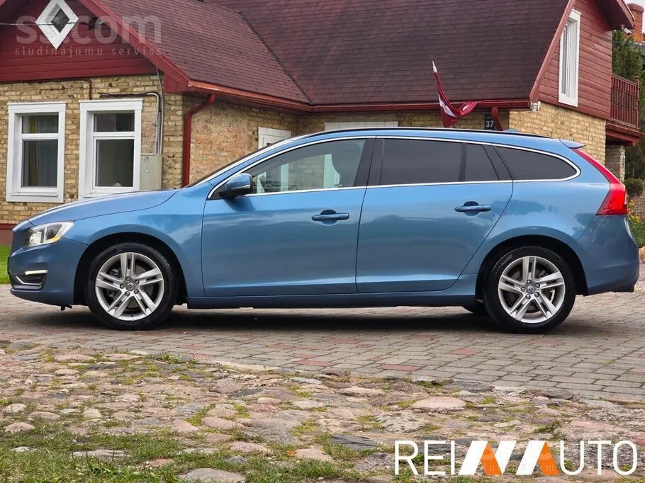 Volvo V60 2014 photo 2